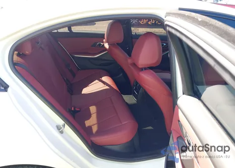 2025 BMW 3 Series 330I xDrive z USA, uszkodzony, nr VIN 3MW89CW0XS8F49860